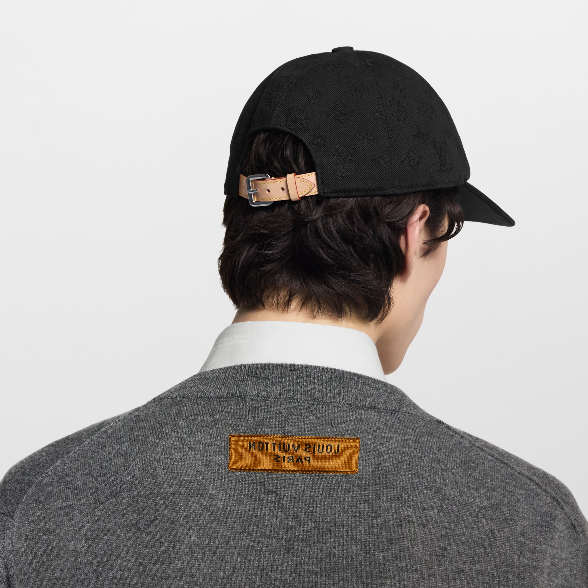 帽子 LOUIS VUITTON MONOGRAM ESSENTIAL CAP 60 Louis Vuitton Black Monogram Essential Cap – Savonches